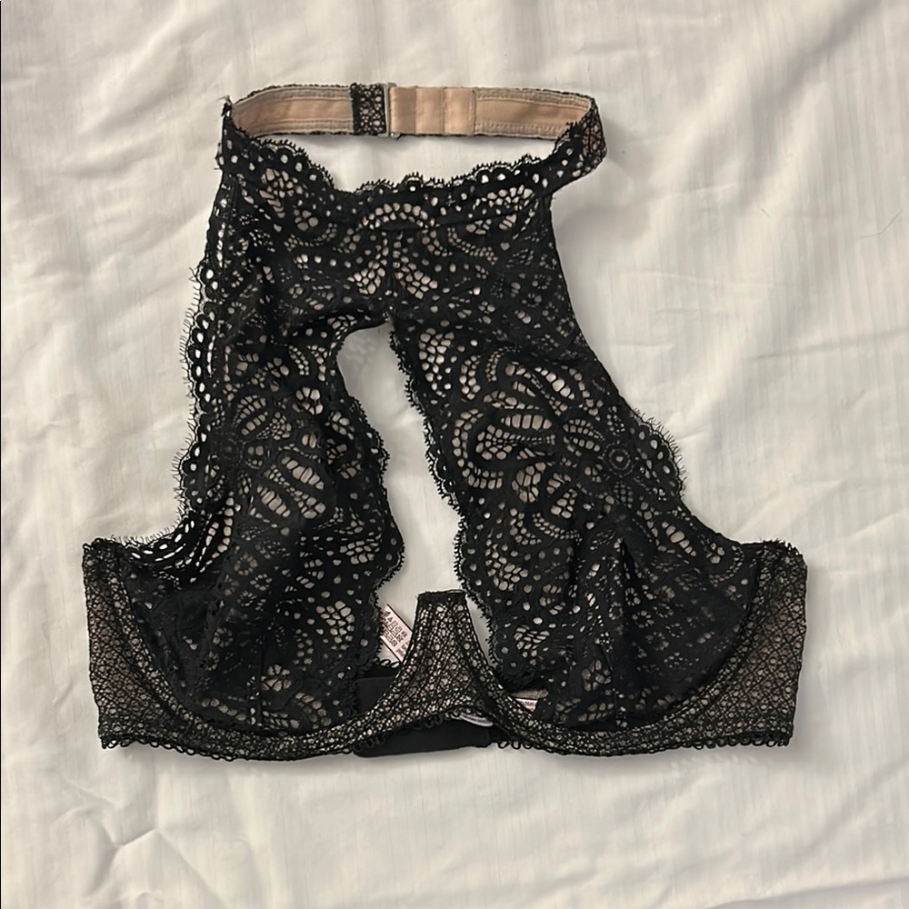 Elegant Black Lace Halter Bralette